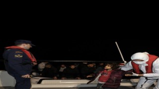 Ayvacık açıklarında 27 kaçak göçmen yakalandı
