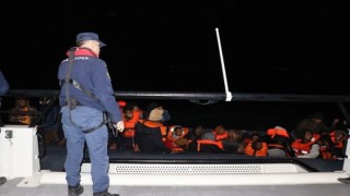 Ayvacık açıklarında 45 kaçak göçmen yakalandı