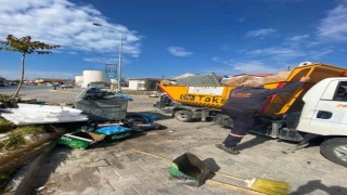 Ayvalıkta sezon öncesi detaylı temizlik