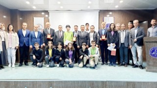 Aziz Sancar Matfen Bilim Olimpiyatlarında ödüller sahiplerini buldu