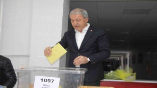 Bakan Akar oyunu Kayseride kullandı