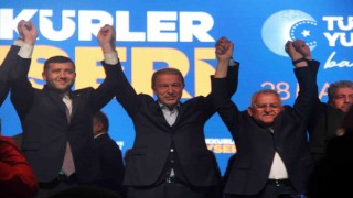 Bakan Akar: Türkiye teröre son vermekte ne kadar kararlı olduğunu belirtti. Bundan sonrası bize kalmış