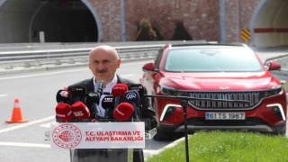 Bakan Karaismailoğlu: “Yeni Zigana Tünelini 3 Mayıstan itibaren 100 binin üzerinde araç kullandı”