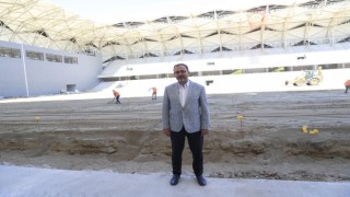 Bakan Kasapoğlundan Alsancak Mustafa Denizli Stadı paylaşımı