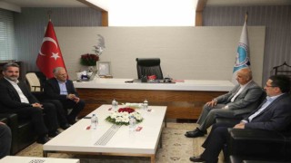 Bakan Kirişciden Başkan Büyükkılıça Ziyaret