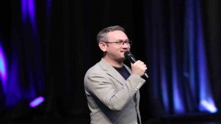 Başakşehirde sahnenin genç yıldızları ödüllerini aldı