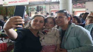 Başkan Çerçioğlu Kuyucak pazarında vatandaşlarla buluştu