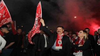 Başkan Deveciden Samsunspor taraftarına bin bilet jesti