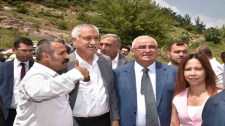 Başkan Karalar, Kozan, Sarıçam ve Yüreğirde halkla buluştu