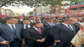 Başkan Oğuzdan Mansur Yavaşa tepki: Ankara için bir hayal kırıklığıdır, muhafazakar seçmene ihanet etmektedir