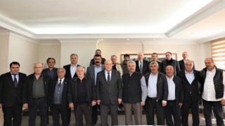 Başkan Pekmezci, muhtarların taleplerini dinledi