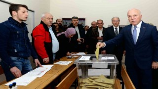 Başkan Sekmen oyunu kullandı