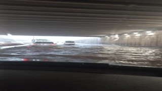 Başkentte köprü altları sel suları altında kaldı