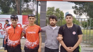 Batmandan 3 Türkiye şampiyonluğu