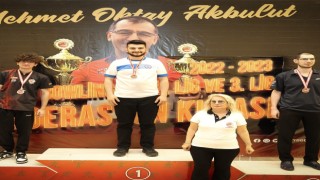 Bayburt Üniversitesi bowling başarılarına Federasyon Kupasını da ekledi