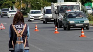 Bayburtta trafiğe kayıtlı araç sayısı nisan ayı sonu itibarıyla 16 bin 657 oldu