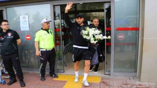 Beşiktaş kafilesi Adanaya geldi