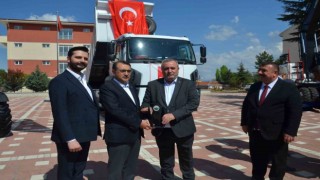 Beylikovada hayırsevere teşekkür plaketi