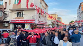 Beyoğlunda Cumhur İttifakı Türk bayraklarıyla yürüyüş yaptı