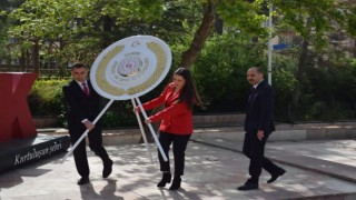 Bilecikte Gençlik Haftası Atatürk Anıtına konulan çelenkle başladı