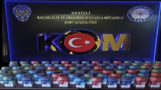 Binlerce kaçak ürünle yakalandılar