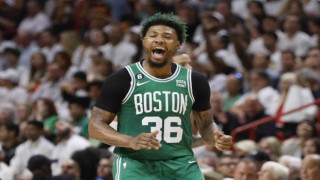 Boston Celtics, Miami Heat karşısında ilk galibiyetini aldı