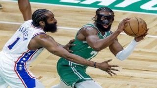 Boston, Philadelphiayı 34 sayı farkla yenerek seriyi 1-1e getirdi