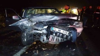 Buharkentte 4 aracın karıştığı feci kaza: 2 ölü, 1 yaralı