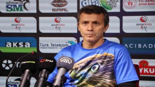 Bülent Korkmaz: “İstikrarlı bir Rizespor olmalı”
