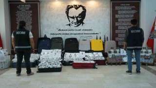 Bulgaristandan valizlerle getirilen 4 milyon liralık kaçak elektronik sigara ele geçirildi: 7 şüpheliye gözaltı