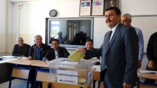 Burdur Valisi Arslantaş oyunu kullandı