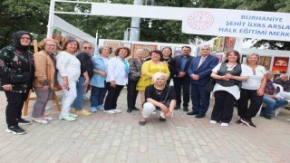 Burhaniyede minyatür sergisi ilgi gördü