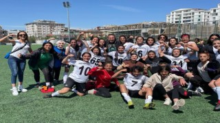 Büyükşehir Belediyespor Kadın Futbol Takımı Play-Offa kaldı