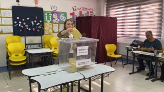 Çanakkalede oy verme işlemi başladı