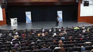 Canikte öğrencilere ‘Griden Beyaza semineri