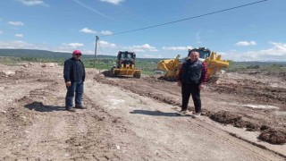 Çavdarhisar Yenicearmutçuk-İlcikören köyleri arasında yol onarım bakım çalışması