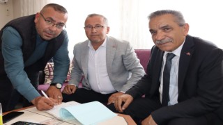 CHPden istifa eden muhtar MHPye katıldı