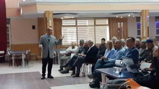 Çiftçiler bilmediklerini bu toplantıda öğrendi