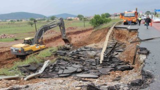 Çöken karayolunda çalışma başlatıldı