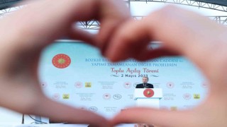 Cumhurbaşkanı Erdoğan: 21 yıldır gece gündüz demeden tüm Türkiyeye aşkla hizmet ediyoruz