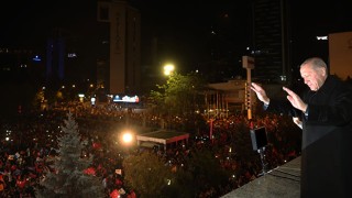 Cumhurbaşkanı Erdoğan'dan balkon konuşması