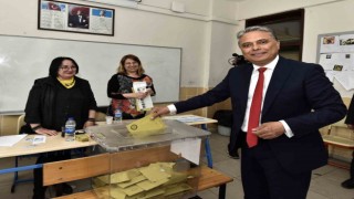 Demokrasi Otobüsü, depremzede vatandaşları sandığa ulaştıracak