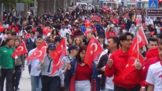 Denizlide Gençlik Bayramı coşkuyla kutlandı