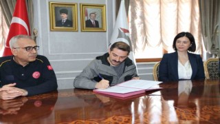 Depremde hasar gören Aile Sağlığı Merkezi yeniden yapılacak