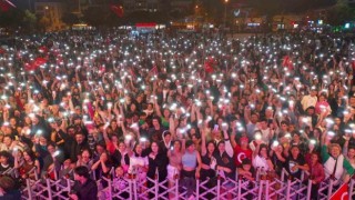 Didimde 19 Mayıs kutlamaları Casalini konseri ile devam etti