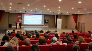 “Diyalekt ile İngilizce Düzcede her yerde