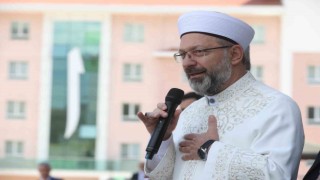 Diyanet İşleri Başkanı Erbaş: İmam hatiplerin amacı vatanını, milletini seven nesiller yetiştirmek