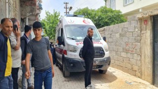 Diyarbakırda kadın cinayeti: Eşinin boğazını kesen zanlı kayıplara karıştı