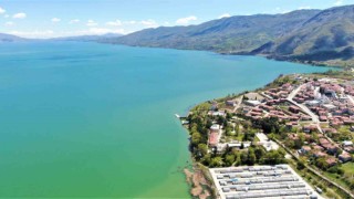 Doğal güzellikleriyle cezbeden Sivrice, misafirlerini bekliyor