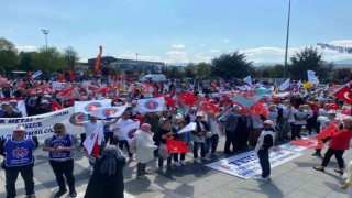 Düzcede 1 Mayıs Emek ve Dayanışma Günü coşkuyla kutlandı
